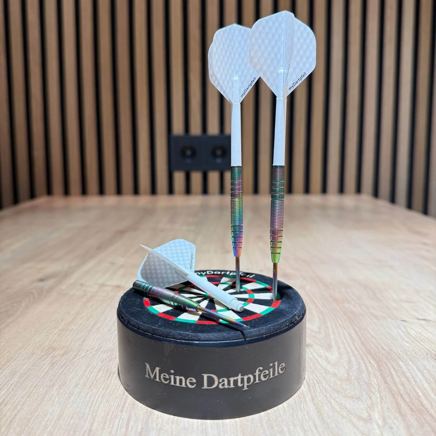 Personalisierter Dartpfeil Halter zum selbst gestalten mit Namen - Image 4